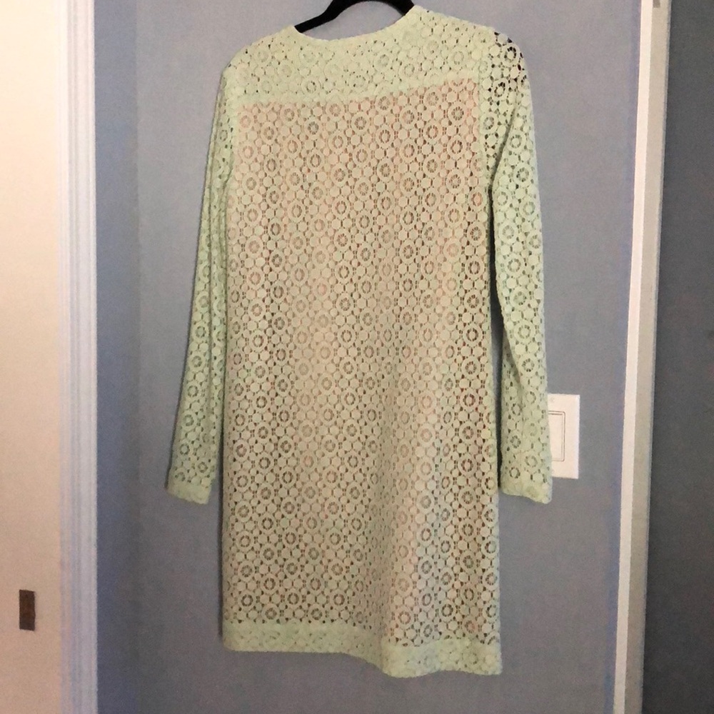 Spring dress - Picture 2 of 3
